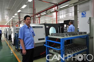 記電源電機(jī)電器廠廠長、黨總支副書記葉波濤